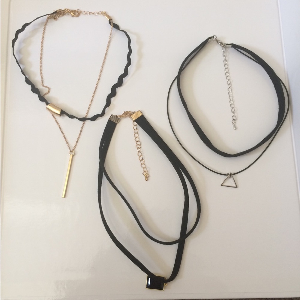 Massive set of chokers